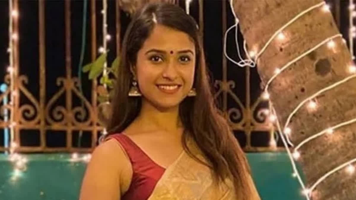 #DishaSalian #DishaSalianDeathCase #DishaSalianCase #CBIProbe #BombayHighCourt #MumbaiNews #AadityaThackeray #SatishSalian #CBIInvestigation #BreakingNews ,Disha Salian Death Case, Disha Salian Case, Disha Salian CBI Probe, Bombay High Court Disha Salian Case, Disha Salian Death Investigation, CBI FIR Disha Salian, Satish Salian, Mumbai Police Disha Salian Case, Aaditya Thackeray Disha Salian Case, Disha Salian Latest News ,Disha Salian Death Case, दिशा सालियान मौत केस, दिशा सालियान मामला, बॉम्बे हाई कोर्ट, CBI जांच, दिशा सालियान CBI जांच, दिशा सालियान मौत की जांच, सतीश सालियान, दिशा सालियान पिता, मुंबई पुलिस, दिशा सालियान FIR, दिशा सालियान केस अपडेट, आदित्य ठाकरे, दिशा सालियान केस खबर ,