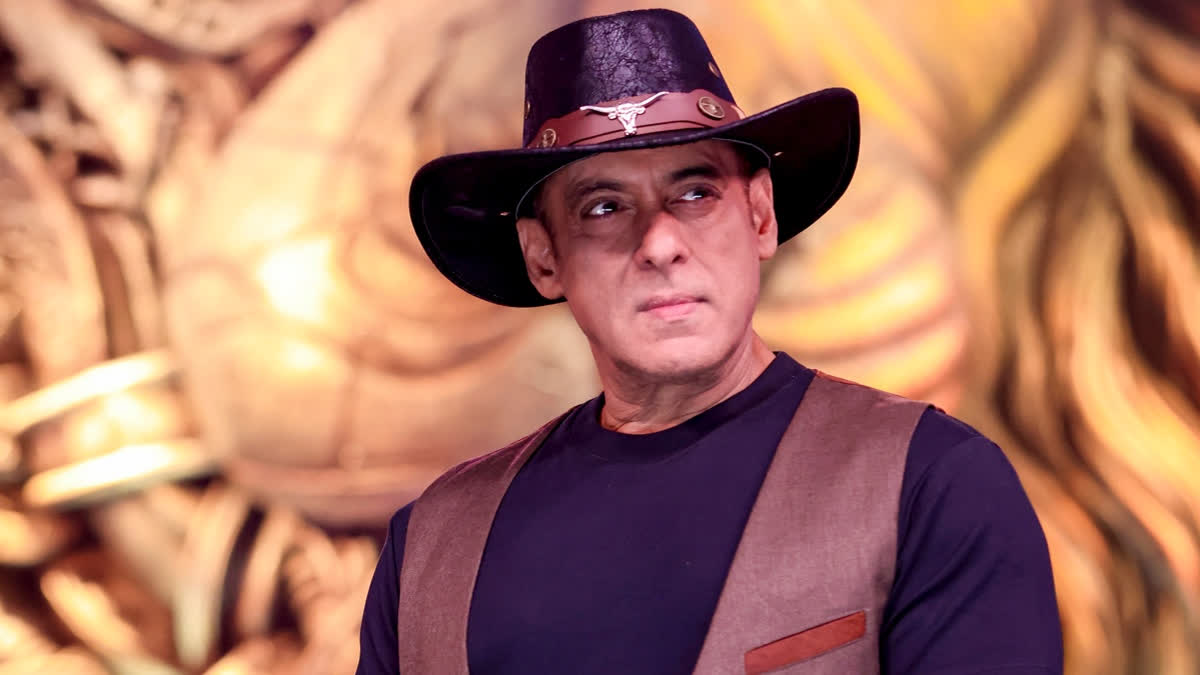 #BiggBoss20 #BiggBoss20Contestants #SalmanKhan #BiggBoss #BiggBoss20Premiere #BiggBoss20LatestNews #SalmanKhanNews #JioHotstar #ColorsTV #BiggBoss20Teaser ,Bigg Boss 20, बिग बॉस 20, सलमान खान बिग बॉस 20, बिग बॉस 20 कंटेस्टेंट, बिग बॉस 20 कंटेस्टेंट लिस्ट, सलमान खान पैपराजी, सलमान खान वायरल वीडियो, बिग बॉस 20 टीजर, बिग बॉस 20 प्रीमियर, बिग बॉस 20 शूटिंग, बिग बॉस 20 घर, कनिका मान बिग बॉस 20, ईशा रिक्खी बिग बॉस 20, बिग बॉस 20 लेटेस्ट अपडेट, Bigg Boss 20, Bigg Boss 20 contestants, Bigg Boss 20 contestants list, Salman Khan Bigg Boss 20, Salman Khan paparazzi video, Salman Khan irritated paparazzi, Bigg Boss 20 teaser, Bigg Boss 20 premiere, Bigg Boss 20 shooting, Bigg Boss 20 house, Kanika Mann Bigg Boss 20, Isha Rikhi Bigg Boss 20, Bigg Boss 20 latest news, Bigg Boss Season 20,