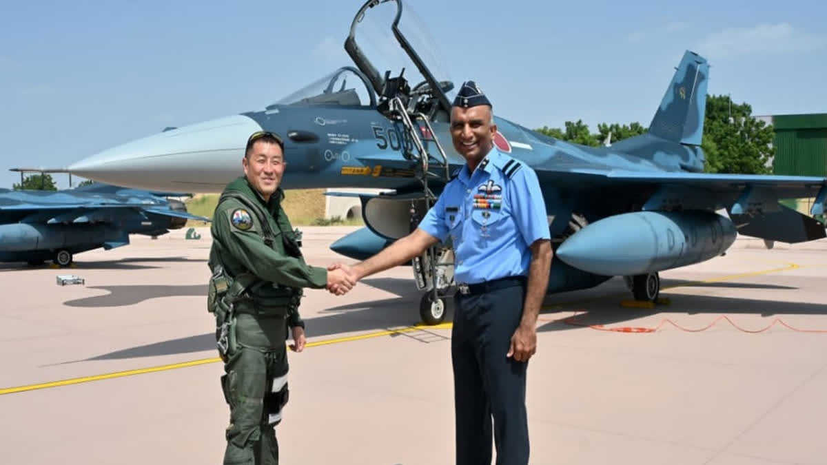 भारत-जापान रक्षा संबंध, Veer Guardian 2026, वीर गार्जियन 2026, जापानी F-2 लड़ाकू विमान, जापान F-2 फाइटर जेट, राजनाथ सिंह, भारत जापान रक्षा सहयोग, जोधपुर एयरफोर्स स्टेशन, भारत जापान हवाई युद्धाभ्यास, भारतीय वायुसेना, जापान एयर सेल्फ-डिफेंस फोर्स, JASDF, तेजस लड़ाकू विमान, Su-30MKI, राफेल, हिंद-प्रशांत, रक्षा अभ्यास, भारत-जापान सैन्य अभ्यास, राजस्थान, जोधपुर,India Japan defence ties, Veer Guardian 2026, Veer Guardian exercise, Japan F-2 fighter jets, Japanese F-2 fighter aircraft, Rajnath Singh, India Japan defence cooperation, JASDF, Indian Air Force, IAF, Jodhpur Air Force Station, India Japan air exercise, Tejas fighter jet, Su-30MKI, Rafale, Indo-Pacific, India Japan military exercise,Veer Guardian 2026 क्या है, Veer Guardian 2026 Jodhpur, Japan F-2 fighter jet India, जापान के F-2 विमान भारत क्यों आए, India Japan air exercise 2026, Rajnath Singh Japan defence ties, Veer Guardian 2026 dates, India Japan military exercise, JASDF F-2 India, Tejas Rafale Su-30MKI Japan exercise,#VeerGuardian2026 #IndiaJapan #IndiaJapanDefence #RajnathSingh #JASDF #IndianAirForce #F2FighterJet #Tejas #Rafale #Su30MKI #Jodhpur #DefenceExercise #IndoPacific,