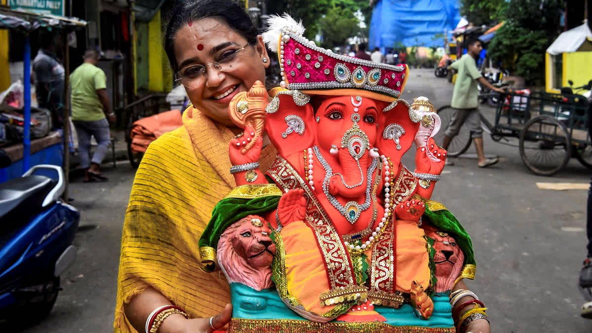 #GaneshChaturthi2026, #GaneshChaturthi, #GaneshUtsav, #GanpatiBappaMorya, #LalbaugchaRaja, #MumbaiGaneshotsav, #Ganpati, #GaneshFestival, #MotiDungriGaneshTemple, #Pillayarpatti, #GaneshPuja, #Kolkata, #WestBengal, #IndiaFestivals, गणेश चतुर्थी 2026, गणेश उत्सव 2026, गणपति उत्सव, लालबागचा राजा, लालबागचा राजा दर्शन, मुंबई गणेश चतुर्थी, गणपति बप्पा मोरया, गणेश चतुर्थी समाचार, मोती डूंगरी गणेश मंदिर, जयपुर गणेश चतुर्थी, कार्पगा विनायकर मंदिर, पिल्लयारपट्टी गणेश मंदिर, नागपुर गणेश मंदिर, बेंगलुरु गणेश उत्सव, पश्चिम बंगाल गणेश पूजा, कोलकाता गणेश पूजा पंडाल,Ganesh Chaturthi 2026, Ganesh Chaturthi Celebration, Ganesh Utsav 2026, Lalbaugcha Raja, Lalbaugcha Raja Darshan, Mumbai Ganesh Chaturthi, Ganpati Bappa Morya, Moti Dungri Ganesh Temple, Karpaga Vinayakar Temple, Pillayarpatti Ganesh Temple, Bengaluru Ganesh Chaturthi, Kolkata Ganesh Puja, West Bengal Ganesh Chaturthi,