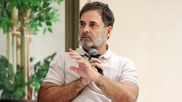 TMC नाम और चुनाव चिह्न फ्रीज, तृणमूल कांग्रेस, TMC विवाद, राहुल गांधी, राहुल गांधी का EC पर हमला, चुनाव आयोग, Election Commission, ममता बनर्जी, TMC सिंबल विवाद, फूल और घास चुनाव चिह्न, पश्चिम बंगाल उपचुनाव, TMC गुटबाजी, भाजपा और चुनाव आयोग, राहुल गांधी बयान, नंदीग्राम उपचुनाव, रेजिनगर उपचुनाव,TMC name symbol freeze, Trinamool Congress symbol row, Rahul Gandhi on TMC, Rahul Gandhi Election Commission, Election Commission TMC order, TMC faction dispute, Mamata Banerjee TMC, TMC election symbol, West Bengal bypolls, TMC name controversy, BJP Election Commission allegation, Rahul Gandhi vote chori, party symbol dispute,#TMC #RahulGandhi #ElectionCommission #MamataBanerjee #WestBengal #TMCNews #PoliticalNews #WestBengalPolitics #ElectionNews,TMC name symbol freeze latest news, Rahul Gandhi TMC latest statement, Election Commission TMC interim order, TMC faction dispute 2026, Mamata Banerjee election symbol row, West Bengal by election TMC symbol, Election Symbols Order Paragraph 15,