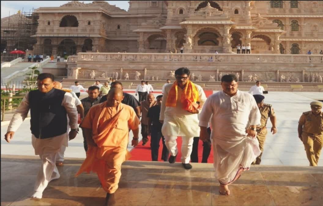 राम मंदिर संचालन, राम मंदिर व्यवस्था, अयोध्या राम मंदिर, सीएम योगी अयोध्या, योगी आदित्यनाथ रामलला दर्शन, राम मंदिर CEO जितेंद्र मिश्रा, जितेंद्र मिश्रा CEO, श्रीराम जन्मभूमि तीर्थ क्षेत्र ट्रस्ट, राम मंदिर ट्रस्ट, राम मंदिर श्रद्धालु सुविधा, राम मंदिर दर्शन व्यवस्था, राम मंदिर सुरक्षा व्यवस्था, अयोध्या मंदिर व्यवस्था, रामलला दर्शन, अयोध्या राम मंदिर समाचार, Ram Mandir Operations, Ram Mandir Management, Ayodhya Ram Mandir, Yogi Adityanath Ayodhya, CM Yogi Ram Lalla Darshan, Ram Mandir CEO Jitendra Mishra, Jitendra Mishra CEO, Shri Ram Janmabhoomi Teerth Kshetra Trust, Ram Mandir Trust, Ram Mandir Darshan, Ayodhya Temple Management, Ram Mandir Security, #राममंदिर #राममंदिरसंचालन #अयोध्या #रामलला #योगीआदित्यनाथ #जितेंद्रमिश्रा #राममंदिरट्रस्ट #Ayodhya #RamMandir #YogiAdityanath #RamLalla #JitendraMishra #UPNews ,