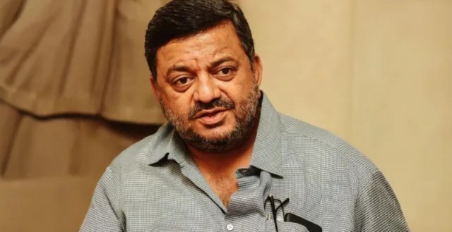 #SSMallikarjun #BPHarish #KarnatakaNews #KarnatakaPolitics #BJP #BYVijayendra #BhadraReservoir #FarmerNews,Karnataka Minister SS Mallikarjun, SS Mallikarjun controversial statement, BP Harish, BJP MLA BP Harish, Karnataka politics, Bhadra reservoir water issue, Karnataka minister controversy, BY Vijayendra, Karnataka BJP, farmer water dispute ,कर्नाटक मंत्री एसएस मल्लिकार्जुन, एसएस मल्लिकार्जुन विवाद, एसएस मल्लिकार्जुन बयान, बीपी हरीश, बीजेपी विधायक बीपी हरीश, कर्नाटक मंत्री विवाद, कर्नाटक राजनीति, भद्रा जलाशय पानी विवाद, किसानों का पानी संकट, मंत्री का विवादित बयान, कर्नाटक बीजेपी, बीवाई विजयेंद्र,