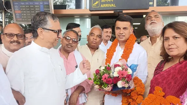अमरमणि त्रिपाठी कांग्रेस, अमरमणि त्रिपाठी कांग्रेस में शामिल, अमरमणि त्रिपाठी कांग्रेस ज्वाइन, अमरमणि त्रिपाठी महराजगंज, अमरमणि त्रिपाठी चुनाव, महराजगंज चुनाव, यूपी चुनाव 2027, अमरमणि त्रिपाठी खबर, अमनमणि त्रिपाठी, सुप्रिया श्रीनेत, अभिषेक दत्त, कांग्रेस महराजगंज, महराजगंज कांग्रेस बैठक, गोरखपुर एयरपोर्ट अमरमणि त्रिपाठी, मधुमिता शुक्ला हत्याकांड, अमरमणि त्रिपाठी राजनीति, उत्तर प्रदेश राजनीति,Amarmani Tripathi Congress, Amarmani Tripathi Congress joining, Amarmani Tripathi Congress ticket, Amarmani Tripathi Maharajganj, Amarmani Tripathi election, Maharajganj election, UP Election 2027, Amarmani Tripathi latest news, Amanmani Tripathi, Supriya Shrinate, Abhishek Dutt, Congress Maharajganj, Maharajganj Congress meeting, Amarmani Tripathi Gorakhpur airport, Madhumita Shukla murder case, Amarmani Tripathi politics, Uttar Pradesh politics, #अमरमणित्रिपाठी, #AmarmaniTripathi, #अमरमणित्रिपाठीकांग्रेस, #AmarmaniTripathiCongress, #Congress, #कांग्रेस, #महराजगंज, #Maharajganj, #गोरखपुर, #Gorakhpur, #UttarPradesh, #UPPolitics, #UPNews, #UPElection2027, #ElectionNews, #CongressNews, #अमनमणित्रिपाठी, #AmanmaniTripathi, #सुप्रियाश्रीनेत, #SupriyaShrinate,