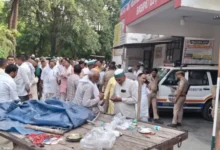बागपत में पुराने वाहनों की कार्रवाई, Bagpat old vehicle seizure, Baghpat old vehicles protest, बागपत पुराने वाहन जब्ती, बागपत किसान प्रदर्शन, Baghpat farmers protest, राजेंद्र चौधरी बागपत, Rakesh Tikait nephew Rajendra Chaudhary, नरेश टिकैत भांजा, भाकियू बागपत, Baghpat ARTO office, बागपत एआरटीओ, 10 साल पुराने डीजल वाहन, 15 साल पुराने पेट्रोल वाहन, NCR old vehicle rules, पुराने वाहन स्क्रैप, बागपत न्यूज, Uttar Pradesh News, किसान आंदोलन बागपत, बागपत पुराने वाहन जब्ती मामला, Baghpat old vehicle seizure latest news, Baghpat farmers protest today, राजेंद्र चौधरी ने क्या कहा, नरेश टिकैत भांजा राजेंद्र चौधरी, बागपत एआरटीओ पुराने वाहन कार्रवाई, 10 साल पुराने डीजल वाहन NCR, 15 साल पुराने पेट्रोल वाहन NCR, Baghpat ARTO protest, बागपत किसान आंदोलन आज, पुराने वाहनों पर कार्रवाई क्यों हो रही है, बागपत 400 वाहन जब्त, #बागपत, #Baghpat, #BaghpatNews, #OldVehicle, #पुरानेवाहन, #FarmersProtest, #किसानप्रदर्शन, #BKU, #भाकियू, #RajendraChaudhary, #RakeshTikait, #NCR, #ARTO, #UttarPradeshNews, #किसानआंदोलन,