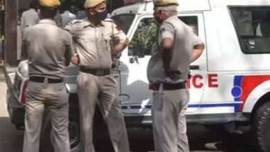दिल्ली में छात्रा से छेड़खानी, दिल्ली छात्रा छेड़खानी मामला, दिल्ली क्राइम न्यूज, दिल्ली महिला सुरक्षा, पंचशील पार्क मेट्रो स्टेशन छेड़खानी, पंचशील पार्क छात्रा मामला, हौजखास छेड़खानी केस, लाडो सराय छात्रा मामला, दिल्ली बाइक सवारों ने छात्रा का पीछा किया, छात्रा की स्कूटी में टक्कर, दिल्ली सड़क हादसा, छात्रा गंभीर घायल, दिल्ली पुलिस केस, दक्षिणी दिल्ली क्राइम न्यूज, दक्षिणी दिल्ली पुलिस, डीसीपी अनंत मित्तल, दिल्ली लेटेस्ट क्राइम न्यूज, दिल्ली महिला अपराध समाचार, दिल्ली छेड़खानी समाचार,Delhi Student Harassment Case, Delhi Girl Harassment Case, Delhi Crime News, Delhi Student Chased by Bikers, Panchsheel Park Metro Station Incident, Hauz Khas Police Case, Lado Sarai Student Case, Delhi Girl Accident Case, Delhi Bike Riders Harassment, Student Scooter Accident Delhi, South Delhi Crime News, Delhi Police Case, DCP Anant Mittal, Delhi Women Safety News, Delhi Latest Crime News, Delhi Harassment Case, Panchsheel Park Crime News, Delhi Student Attack Case, #दिल्ली, #दिल्लीक्राइम, #दिल्लीक्राइम न्यूज, #दिल्लीछेड़खानी, #छात्रासेछेड़खानी, #दिल्लीपुलिस, #हौजखास, #पंचशीलपार्क, #लाडोसराय, #दक्षिणीदिल्ली, #महिलासुरक्षा, #क्राइम न्यूज, #Delhi, #DelhiCrime, #DelhiCrimeNews, #DelhiStudent, #StudentHarassment, #DelhiPolice, #HauzKhas, #PanchsheelPark, #LadoSarai, #SouthDelhi, #WomenSafety, #DelhiNews,