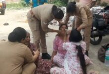 Firozabad Police News, Firozabad Pregnant Woman Death, Shikohabad News, Labhua Village News, UP Police News, UP Police Allegation, Pregnant Woman Death During Police Raid, Police Raid Firozabad, Police Misconduct UP, Police Constable Suspended, Six Policemen Suspended, Firozabad Police Suspension, Dharmapal Singh SI, Satyapal Singh SI, Anuj Chaudhary ASP, Jaivind Gupta CO, Shikohabad Police Station, Uttar Pradesh Crime News, UP Crime News, Firozabad Crime News, Police Action News, Uttar Pradesh News, Agra Range News, Law and Order News, फिरोजाबाद पुलिस, Firozabad Police News, फिरोजाबाद गर्भवती महिला मौत, शिकोहाबाद गर्भवती महिला मौत, लभौआ गांव खबर, यूपी पुलिस क्रूरता, यूपी पुलिस पर आरोप, पुलिस दबिश महिला मौत, गर्भवती महिला से मारपीट, दारोगा पर लात मारने का आरोप, फिरोजाबाद पुलिसकर्मी निलंबित, 6 पुलिसकर्मी सस्पेंड, धर्मपाल सिंह दारोगा, सत्यपाल सिंह दारोगा, अनुज चौधरी ASP, जयविन्द गुप्ता CO, शिकोहाबाद थाना, फिरोजाबाद अपराध खबर, उत्तर प्रदेश पुलिस न्यूज, यूपी क्राइम न्यूज, उत्तर प्रदेश खबर, फिरोजाबाद न्यूज, आगरा मंडल खबर, पुलिस कार्रवाई, राष्ट्रीय खबर,#Firozabad, #FirozabadNews, #Shikohabad, #ShikohabadNews, #UPPolice, #UPPoliceNews, #PoliceNews, #PoliceAction, #PregnantWoman, #FirozabadPolice, #UPCrime, #UPCrimeNews, #UttarPradeshNews, #LawAndOrder, #PoliceSuspension, #SixPolicemenSuspended, #Labhua, #AnujChaudhary, #JaivindGupta, #DharmapalSingh, #फिरोजाबाद, #शिकोहाबाद, #यूपीपुलिस, #फिरोजाबादपुलिस, #गर्भवतीमहिला, #पुलिसकार्रवाई, #पुलिसकर्मी, #पुलिसनिलंबन, #यूपीक्राइम, #उत्तरप्रदेशखबर,