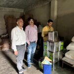 लखनऊ में खाद्य पदार्थों के नमूने फेल, लखनऊ खाद्य सुरक्षा विभाग, लखनऊ FSDA, खाद्य पदार्थ जांच, शहद जांच फेल, दूध जांच फेल, खोआ जांच फेल, पनीर जांच फेल, किशमिश जांच फेल, खाद्य तेल जांच फेल, लखनऊ खाद्य विभाग कार्रवाई, खाद्य सुरक्षा कार्रवाई लखनऊ, खाद्य कारोबारियों पर जुर्माना, लखनऊ में 5.90 लाख जुर्माना, एमपी सिंह, विजय प्रताप सिंह, खाद्य सुरक्षा एवं औषधि प्रशासन उत्तर प्रदेश, लखनऊ न्यूज, Lucknow Food Samples Failed, Lucknow Food Safety Department, Lucknow FSDA, Food Safety Action Lucknow, Honey Sample Failed, Milk Sample Failed, Khoa Sample Failed, Paneer Sample Failed, Raisins Sample Failed, Edible Oil Sample Failed, Lucknow Food Department, Food Safety UP, Food Traders Fine Lucknow, Rs 5.90 Lakh Fine, MP Singh, Vijay Pratap Singh, Uttar Pradesh Food Safety, #LucknowNews, #Lucknow, #FoodSafety, #FoodSamples, #FSDA, #FoodSafetyDepartment, #LucknowFoodSafety, #UPNews, #UttarPradesh, #FoodAdulteration, #MilkSample, #HoneySample, #Khoa, #Paneer, #FoodDepartment, #LucknowFSDA,