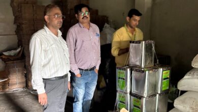 लखनऊ में खाद्य पदार्थों के नमूने फेल, लखनऊ खाद्य सुरक्षा विभाग, लखनऊ FSDA, खाद्य पदार्थ जांच, शहद जांच फेल, दूध जांच फेल, खोआ जांच फेल, पनीर जांच फेल, किशमिश जांच फेल, खाद्य तेल जांच फेल, लखनऊ खाद्य विभाग कार्रवाई, खाद्य सुरक्षा कार्रवाई लखनऊ, खाद्य कारोबारियों पर जुर्माना, लखनऊ में 5.90 लाख जुर्माना, एमपी सिंह, विजय प्रताप सिंह, खाद्य सुरक्षा एवं औषधि प्रशासन उत्तर प्रदेश, लखनऊ न्यूज, Lucknow Food Samples Failed, Lucknow Food Safety Department, Lucknow FSDA, Food Safety Action Lucknow, Honey Sample Failed, Milk Sample Failed, Khoa Sample Failed, Paneer Sample Failed, Raisins Sample Failed, Edible Oil Sample Failed, Lucknow Food Department, Food Safety UP, Food Traders Fine Lucknow, Rs 5.90 Lakh Fine, MP Singh, Vijay Pratap Singh, Uttar Pradesh Food Safety, #LucknowNews, #Lucknow, #FoodSafety, #FoodSamples, #FSDA, #FoodSafetyDepartment, #LucknowFoodSafety, #UPNews, #UttarPradesh, #FoodAdulteration, #MilkSample, #HoneySample, #Khoa, #Paneer, #FoodDepartment, #LucknowFSDA,