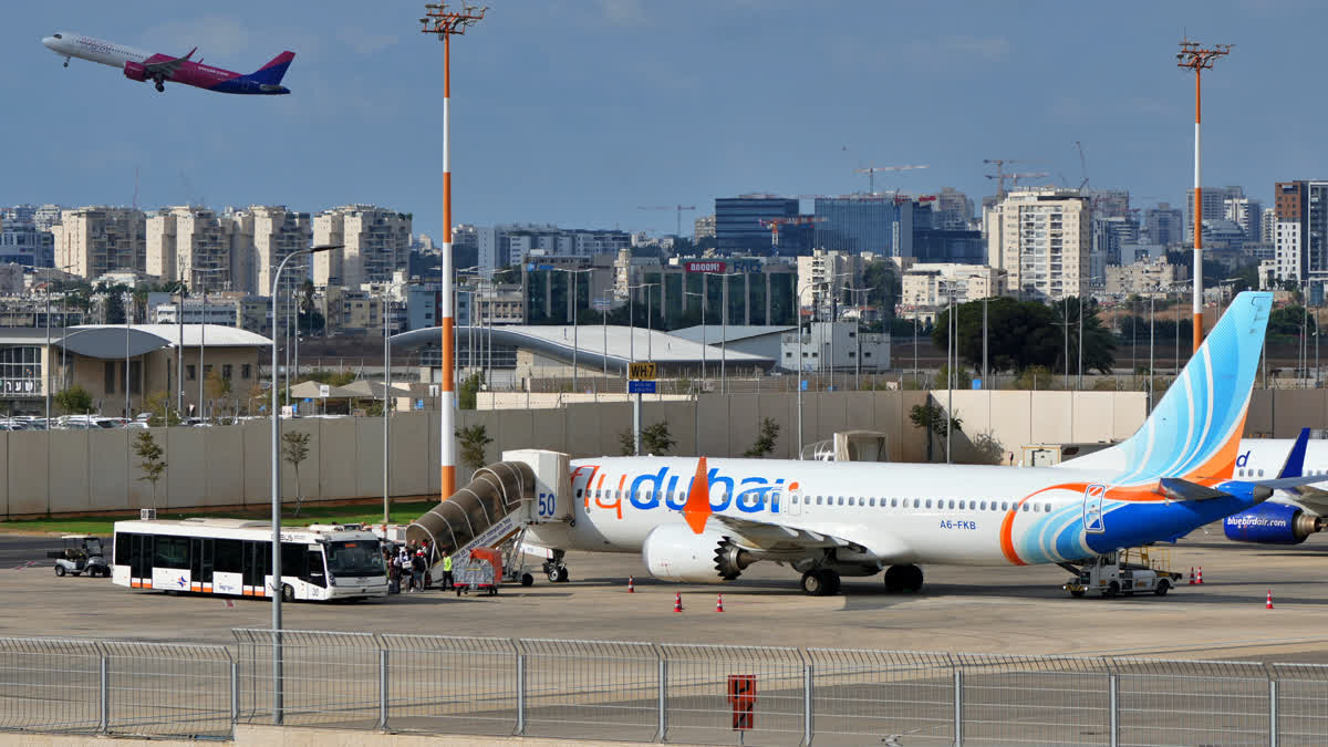 Flydubai Attack, Flydubai Co-Pilot Hamam Al-Hammami, Hamam Al-Hammami, Smit Machchhar, Captain Smit Machchhar, Flydubai Flight FZ1073, Flydubai Pilot Attack, Dubai Tel Aviv Flight Attack, Omani Co-Pilot, Oman Flying Ban, Flydubai Security Investigation, UAE Aviation Security, Tabuk Emergency Landing, Flydubai Terror Attack Investigation, Pilot Background Check, Aviation Security News, Middle East Aviation News,Flydubai Attack, फ्लाईदुबई हमला, फ्लाईदुबई को-पायलट, हमाम अल-हम्मामी, हमाम अल हमामी, स्मित मच्छार, कैप्टन स्मित मच्छार, भारतीय पायलट स्मित मच्छार, फ्लाईदुबई फ्लाइट FZ1073, फ्लाईदुबई विमान हमला, दुबई तेल अवीव फ्लाइट, फ्लाईदुबई पायलट हमला, ओमान पायलट बैन, ओमान में पायलट पर प्रतिबंध, चरमपंथी विचार पायलट, फ्लाईदुबई आतंकवादी हमला, UAE विमानन सुरक्षा, सऊदी अरब तबूक फ्लाइट, अंतरराष्ट्रीय विमानन खबर,#FlydubaiAttack, #Flydubai, #HamamAlHammami, #SmitMachchhar, #FlydubaiFZ1073, #AviationSecurity, #UAE, #Oman, #Israel, #Dubai, #TelAviv, #PilotAttack, #AviationNews, #InternationalNews, #फ्लाईदुबई, #स्मितमच्छार, #हमामअलहम्मामी, #विमाननसुरक्षा,