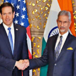 #IndiaUSDeal #MarcoRubio #SJaishankar #भारतअमेरिका #TradeDeal #RelianceIndustries #VenezuelaOil #EnergySecurity #InternationalNew,India US trade deal, Marco Rubio India visit, S Jaishankar Marco Rubio meeting, India America trade agreement, India US relations, Russian oil imports India, Reliance Venezuela oil, Venezuela crude oil, India energy security, US Secretary of State, Mumbai diplomatic meeting, India US energy cooperation,भारत-अमेरिका व्यापार समझौता, मार्को रुबियो भारत दौरा, एस जयशंकर रुबियो बैठक, मुंबई में रुबियो, भारत अमेरिका ट्रेड डील, भारत अमेरिका संबंध, रूस से कच्चे तेल का आयात, भारत की ऊर्जा सुरक्षा, वेनेजुएला तेल, रिलायंस इंडस्ट्रीज, अमेरिकी विदेश मंत्री, भारत अमेरिका ऊर्जा सहयोग, अंतरराष्ट्रीय समाचार, विदेश नीति समाचार,