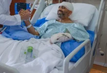 कैप्टन स्मित, कैप्टन स्मित की खोपड़ी में फ्रैक्चर, फ्लाईदुबई विमान हमला, फ्लाईदुबई पायलट, कैप्टन स्मित हेल्थ अपडेट, डिप्रेस्ड स्कल फ्रैक्चर, सऊदी अरब में सर्जरी, अबू धाबी सैन्य अस्पताल, फ्लाईदुबई हमला, पायलट पर हमला, Captain Smit, Captain Smit skull fracture, flydubai attack, flydubai pilot Captain Smit, Captain Smit health update, depressed skull fracture, emergency surgery Saudi Arabia, Abu Dhabi military hospital, flydubai flight attack, pilot attacked, #CaptainSmit #Flydubai #FlydubaiAttack #Pilot #SaudiArabia #AbuDhabi #Dubai #TelAviv #AviationNews,