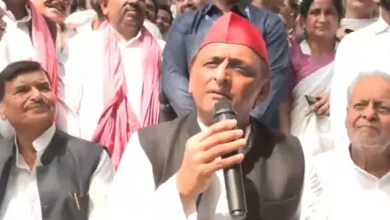 अखिलेश यादव, भाजपा पर अखिलेश यादव के आरोप, यूपी में फर्जी वोट, एसआईआर विवाद, उत्तर प्रदेश मतदाता सूची, चुनाव आयोग, समाजवादी पार्टी, यूपी विधानसभा चुनाव 2027, डॉ राममनोहर लोहिया पुण्यतिथि, दाम बांधो नीति, महंगाई, बेरोजगारी, लखनऊ राजनीतिक समाचार,Akhilesh Yadav, BJP Fake Votes Allegation, UP SIR Controversy, Uttar Pradesh Voter List, Election Commission of India, Samajwadi Party, UP Assembly Election 2027, Ram Manohar Lohia, Dam Bandho Policy, UP Political News,