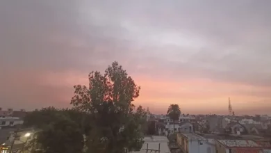 उत्तर प्रदेश में मौसम में बदलाव के बाद लखनऊ और पूर्वी यूपी में सुबह की ठंडक और धुंध,यूपी मौसम अपडेट, उत्तर प्रदेश मौसम समाचार, लखनऊ मौसम आज, यूपी में तापमान में गिरावट, लखनऊ में ठंडक, पूर्वी यूपी का मौसम, गोरखपुर मौसम अपडेट, बरेली का तापमान, बहराइच मौसम, प्रयागराज मौसम, झांसी मौसम, उत्तर प्रदेश मौसम पूर्वानुमान, यूपी में ठंड कब बढ़ेगी,UP Weather Update, Uttar Pradesh weather news, Lucknow weather today, UP temperature drop, East UP weather, Gorakhpur weather, Bareilly temperature, Bahraich weather update, Uttar Pradesh weather forecast, cold weather in UP,#UPWeather #UPWeatherUpdate #LucknowWeather #UttarPradeshNews #WeatherNews #लखनऊमौसम #यूपीमौसम #मौसमअपडेट #उत्तरप्रदेश,
