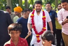#BrijBhushanSingh, #बृजभूषणशरणसिंह, #GondaNews, #UPPolitics, #SocialHarmony, #CastePolitics, #AkhileshYadav, #UttarPradeshNews, #जातीयएकता, #राजनीतिसमाचार,Brij Bhushan Sharan Singh, Brij Bhushan Singh Viral Video, Brij Bhushan Singh Caste Statement, General and OBC Caste, Caste Divide in India, Social Harmony, Children Friendship Video, Gonda News, Uttar Pradesh Politics, Akhilesh Yadav Brij Bhushan Singh,बृजभूषण शरण सिंह, बृजभूषण सिंह का बयान, बृजभूषण सिंह वायरल वीडियो, अगड़ी पिछड़ी जाति, जातिगत भेदभाव, जातीय एकता, सामाजिक सद्भाव, बच्चों की दोस्ती, गोंडा समाचार, कैसरगंज पूर्व सांसद, अखिलेश यादव बृजभूषण सिंह, उत्तर प्रदेश राजनीति, यूपी राजनीतिक समाचार,