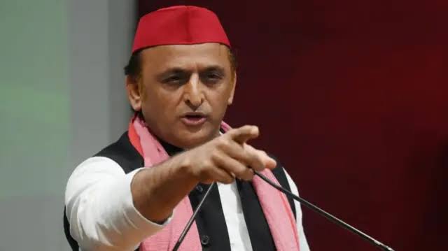 अखिलेश यादव, अखिलेश यादव का बयान, अखिलेश यादव चुनाव आयोग, चुनाव आयोग पर अखिलेश यादव के आरोप, आजमगढ़ सदर विधानसभा, आजमगढ़ में 10 वोट का दावा, मतदाता सूची विवाद, SIR प्रक्रिया, विशेष गहन पुनरीक्षण, यूपी मतदाता सूची, उत्तर प्रदेश चुनाव समाचार, समाजवादी पार्टी समाचार, सपा अध्यक्ष अखिलेश यादव, भाजपा पर अखिलेश यादव का हमला, चुनाव आयोग की निष्पक्षता, लखनऊ राजनीतिक समाचार, डॉ राममनोहर लोहिया पुण्यतिथि, शिवपाल सिंह यादव, राजेंद्र चौधरी, श्याम लाल पाल, उत्तर प्रदेश राजनीति,Akhilesh Yadav, Akhilesh Yadav News, Akhilesh Yadav Election Commission Statement, Election Commission of India, Azamgarh Sadar Assembly, Azamgarh Voter List Controversy, SIR Voter List Revision, Special Intensive Revision, Uttar Pradesh Politics, Samajwadi Party News, BJP Election Allegations, UP Electoral Roll News, Voter List Irregularities Allegations, Droupadi Murmu, Lucknow Political News, Shivpal Singh Yadav, Rajendra Chaudhary, Shyam Lal Pal, Uttar Pradesh Election News 2026,#AkhileshYadav, #SamajwadiParty, #ElectionCommission, #SIR, #VoterList, #Azamgarh, #LucknowNews, #UPPolitics, #UttarPradeshNews, #अखिलेशयादव, #समाजवादीपार्टी, #चुनावआयोग, #मतदातासूची, #एसआईआर, #आजमगढ़, #लखनऊसमाचार, #उत्तरप्रदेशराजनीति, #राजनीतिकसमाचार,