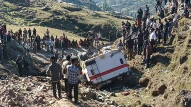 #UdhampurBusAccident, #UdhampurNews, #JammuKashmir, #BusAccident, #RoadAccident, #GulliGala, #Udhampur, #JammuKashmirNews, #उधमपुर, #उधमपुरबसहादसा, #जम्मूकश्मीर, #सड़कहादसा, #ताजाखबर, #BreakingNews,उधमपुर में बस हादसा कैसे हुआ, उधमपुर बस हादसे में कितने लोगों की मौत हुई, जम्मू कश्मीर के गुल्ली गला में बस दुर्घटना, 100 फीट गहरी खाई में गिरी बस की खबर, पंचौंड से ऊधमपुर जा रही बस का हादसा, उधमपुर बस हादसे में घायलों का अस्पताल, रामनगर अस्पताल में भर्ती घायल यात्री, उधमपुर सड़क हादसे की ताजा जानकारी, Udhampur bus accident latest update, how many injured in Udhampur bus accident, Gulli Gala bus crash latest news,