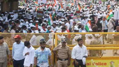 इंडी गठबंधन का प्रदर्शन, राहुल गांधी, ज्ञानेश कुमार इस्तीफा, मुख्य चुनाव आयुक्त, राष्ट्रपति भवन मार्च, राष्ट्रपति द्रौपदी मुर्मु, एसआईआर विवाद, वोट चोरी के आरोप, विपक्षी सांसद, कांग्रेस प्रदर्शन, ममता बनर्जी, अखिलेश यादव, तेजस्वी यादव, उद्धव ठाकरे, चुनाव आयोग विवाद, INDIA alliance protest, Rahul Gandhi protest, Gyanesh Kumar resignation demand, Chief Election Commissioner controversy, SIR controversy, President Droupadi Murmu meeting, opposition march to Rashtrapati Bhavan, vote theft allegations, Congress protest, Indian Election Commission, #RahulGandhi #INDIAlliance #GyaneshKumar #SIR #ElectionCommission #Congress #OppositionProtest #RashtrapatiBhavan #IndianPolitics
