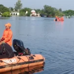 लखनऊ बाढ़, लखनऊ में बाढ़, लासा गांव बाढ़, लखनऊ बाढ़ हादसा, लखनऊ में युवक लापता, बाढ़ में छह युवक डूबे, पांच युवक बचाए गए, 18 वर्षीय विमल लापता, NDRF लखनऊ, लखनऊ बाढ़ रेस्क्यू, लखनऊ बाढ़ की ताजा खबर, लखनऊ फ्लड न्यूज, उत्तर प्रदेश बाढ़, यूपी बाढ़ की खबर, लासा गांव हादसा, बाढ़ में डूबा युवक, लखनऊ स्थानीय खबर,Lucknow flood, Lucknow flood news, Lucknow flood accident, Lasa village flood, six youths drowned in Lucknow, five youths rescued Lucknow, one youth missing Lucknow, NDRF Lucknow rescue, Lucknow flood rescue operation, 18-year-old Vimal missing, Uttar Pradesh flood news, Lucknow latest news, Lucknow drowning incident, Lasa village drowning,#LucknowFlood, #LucknowNews, #Lucknow, #LasaVillage, #NDRF, #FloodNews, #FloodRescue, #UPNews, #UttarPradesh, #FloodUpdate, #RescueOperation, #LucknowFloodNews, #लखनऊबाढ़, #लखनऊ, #लखनऊन्यूज, #लासागांव, #एनडीआरएफ, #बाढ़, #बाढ़खबर, #उत्तरप्रदेश, #राहतबचाव, #बाढ़रेस्क्यू,