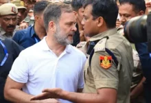 #RahulGandhi #PriyankaGandhi #RahulGandhiFIR #PriyankaGandhiFIR #DelhiPolice #GyaneshKumar #ElectionCommission #Congress #PoliticalNews #DelhiNews ,Rahul Gandhi Priyanka Gandhi FIR, Rahul Gandhi FIR, Priyanka Gandhi FIR, Rahul Gandhi News, Priyanka Gandhi News, Delhi Police FIR, CEC Gyanesh Kumar, Election Commission Protest, Rahul Priyanka Protest, Rahul Gandhi Police Case, राहुल गांधी प्रियंका गांधी FIR, राहुल गांधी पर FIR, प्रियंका गांधी पर FIR, दिल्ली पुलिस, ज्ञानेश कुमार, मुख्य चुनाव आयुक्त, चुनाव आयोग विरोध प्रदर्शन,